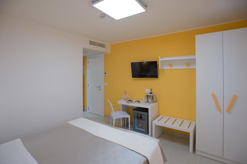 Hotel Ah Premium Ugento Isola Di Pazze 4*