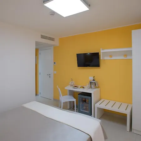 Ah Premium Ugento Isola Di Pazze Hotel Torre San Giovanni Ugento Exterior photo